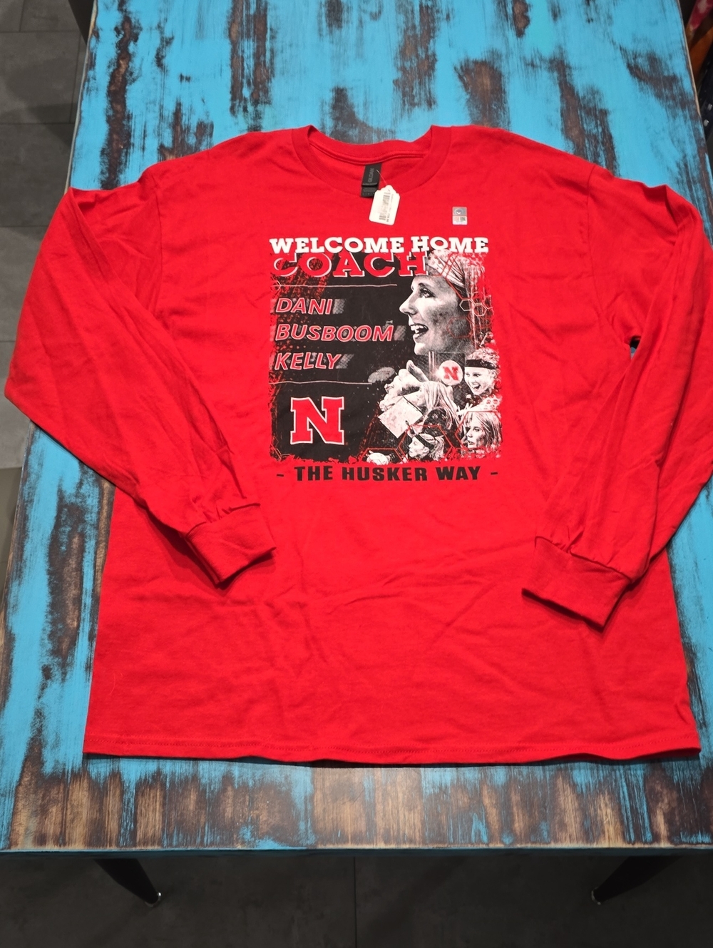Gildan Red Long-Sleeve ‘Welcome Home Coach’ Graphic Tee
